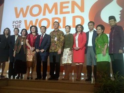 Canda Ahok ke Istrinya: Dulu PKK Itu Perempuan Kurang Kerjaan