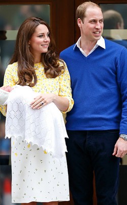 Tanda Tangan Pangeran William di Akte Lahir Putri Charlotte Mengundang Tawa