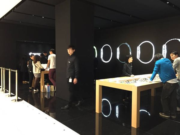 Menjelajah Singgasana Apple Watch di Tokyo