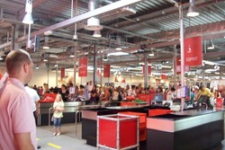 Awas! Bisa Kalap Belanja Esprit & Barang Branded Lain di Jerman