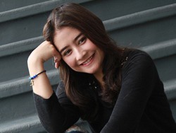 Masa Sulit Prilly Latuconsina: Di-bully Pendek dan Diremehkan Sutradara
