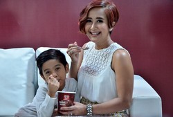 Widi B Three Tetap Berikan Es Krim Saat Anak Sedang Batuk dan Pilek