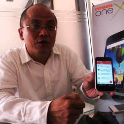 Evercoss Simpan Banyak Amunisi Ponsel 4G