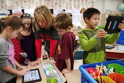 Ketika Belajar di Sekolah Tak Lagi Pakai Buku