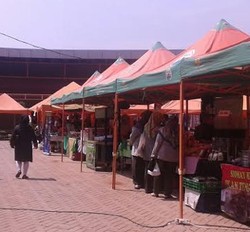 Jualan di Pasar Kaget Kementan, Petani Ini Bisa Jual 1 Ton Beras Dalam 3 Jam