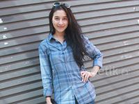 Manisnya Farah Ali Khan, Adik Miller Khan
