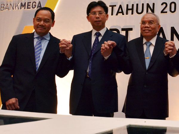 Bank Mega Bagi Dividen Rp 100 Miliar