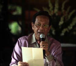 Jelaskan Sabda Raja, Sultan Kembali Bacakan Teks Aslinya