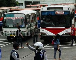 Jokowi Akan Sebar 3.000 Bus Bantuan ke 33 Provinsi