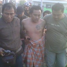 Pelaku Curanmor Diamankan Sembunyi di Kolong Tempat Tidur