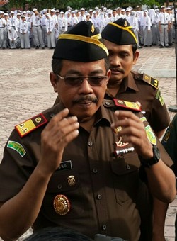 Jaksa Untung Sang Penyebar Virus Keterbukaan Informasi