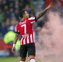 Depay Dinilai Bisa Sukses di Old Trafford