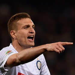 Vidic Bahagia di Inter, tapi ...