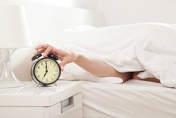 Tak Cuma Bikin Pusing, Terlalu Banyak Tidur Juga Timbulkan 4 Risiko Ini