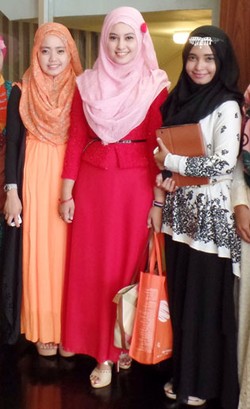 Puluhan Hijabers Medan Datang ke Audisi Sunsilk Hijab Hunt 2015 Sejak Pagi