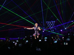 Katy Perry Ajak KatyCats Jakarta Ajarkan Bahasa Indonesia di Panggung