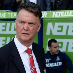 Van Gaal ke Mourinho: Kalahkan Liverpool dan Mari Nikmati Wine Bersama-sama