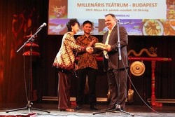 Indonesian Charity Bazaar Sumbang Donasi untuk Kebun Binatang Budapest