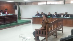 Eks Staf Mengaku Terima Duit Titipan untuk Sutan dari Sekjen ESDM