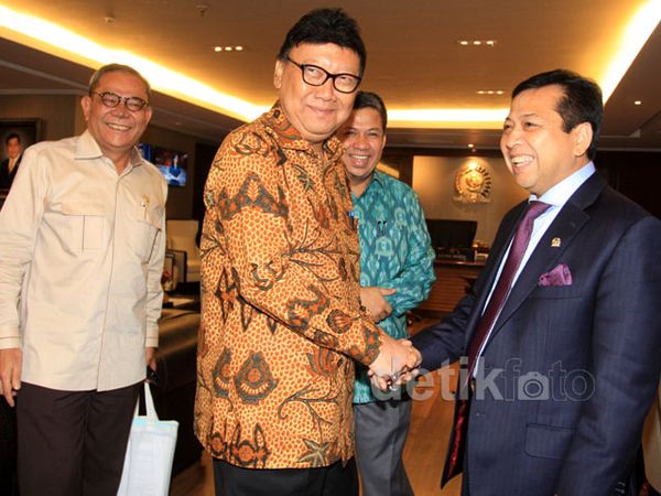 Mendagri-Pimpinan DPR Bahas Revisi UU Pilkada