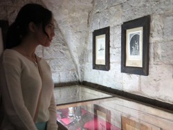 Hiii.. Pemain Negeri van Oranje Syuting di Museum Angker di Praha