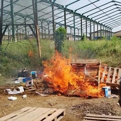 Punya Logo SNI Tapi Tak Berstandar, Puluhan Pompa Air Impor Dibakar