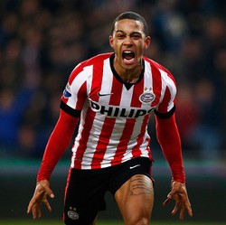 Depay Janjikan Banyak Tendangan Bebas Yahud untuk Fans MU