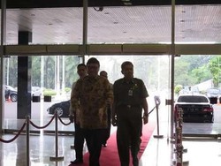 Cerita Mendagri Tjahjo Dirayu oleh DPR untuk Revisi UU Pilkada