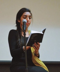 Gara-gara Foto Menstruasi di Instagram, Rupi Kaur Diancam Bunuh