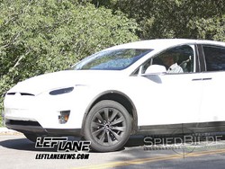 Tesla Janji Perbanyak Produksi Model X