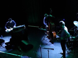 Konser di Polandia, Dwiki Dharmawan Kenalkan Gamelan