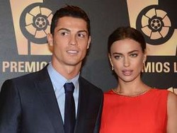 Putus, Irina Shayk Hapus Semua Foto Mesra dengan Cristiano Ronaldo
