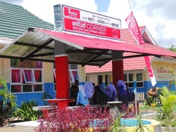 WiFi Corner Jadi Tempat Nongkrong  Siswa di Perbatasan