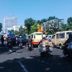 Aksi Angkutan Kota Mogok Massal Bubar