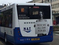 Pikat Calon Penumpang, Bus Ini Pajang Foto Gadis Topless