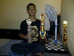 Sekolah Support Slamet, Siswa Tunanetra Berprestasi yang Hidup Sebatang Kara