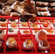 Bisnis Batu Akik Diyakini Bisa Turunkan Angka Perceraian dan Premanisme