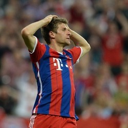 Dua Kesalahan dan Peluang-peluang yang Terbuang Bikin Mueller Kesal