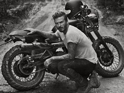 Triumph Bonneville David Beckham Jadi Hadiah Toko Pakaian?