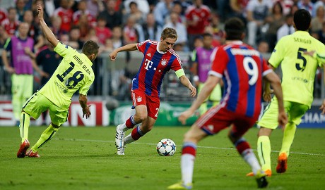 Eksploitasi Lini Tengah Bawa Bayern Menangi Laga di Allianz Arena