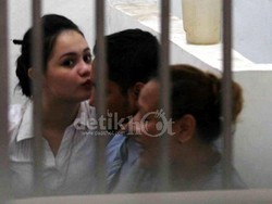 Soal Inisial JD = Jennifer Dunn, Sunan Kalijaga: Saya Tak Pernah Jadi Pelanggan