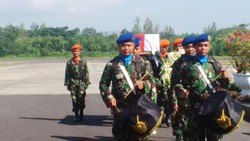 Tiba di Yogyakarta, Jenazah Istri Dubes RI untuk Pakistan Diterima Menlu Retno