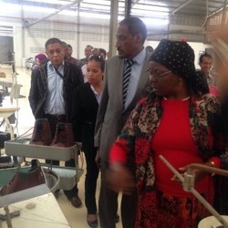 Menteri Afrika Kaget Sepatu Lacoste Hingga Dolce Gabbana Diproduksi di Tangerang