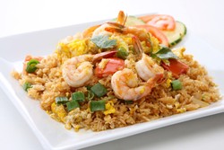 Yuk, Bikin Khao Pad, Nasi Goreng Thai yang Pedas Gurih