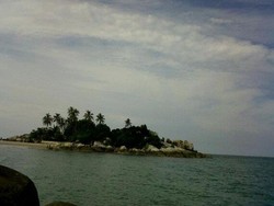 Pantai Parai Tenggiri, Primadona dari Pulau Bangka