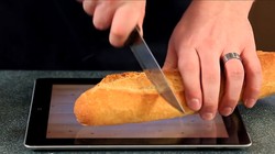 Ipad Bisa Dipakai Sebagai Talenan untuk Memotong Sayuran dan Buah