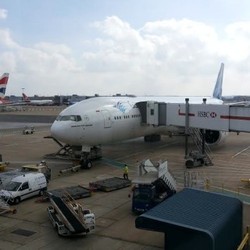 Menteri Rini Tambah 1 Direksi Garuda Indonesia