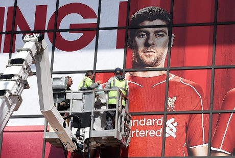 Rodgers: Gerrard Tak Sekadar Simbol Klub, tapi Juga untuk Kota Liverpool