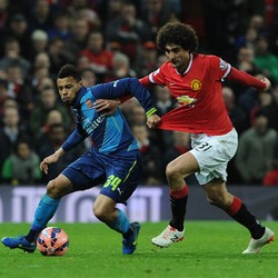 Ladeni Arsenal, Tantangan MU Hidupkan Kans Finis Ketiga