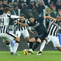 Aroma Calciopoli Tak Pernah Hilang di Derby dItalia